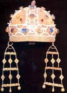 Constance of Aragon�s gold tiara
